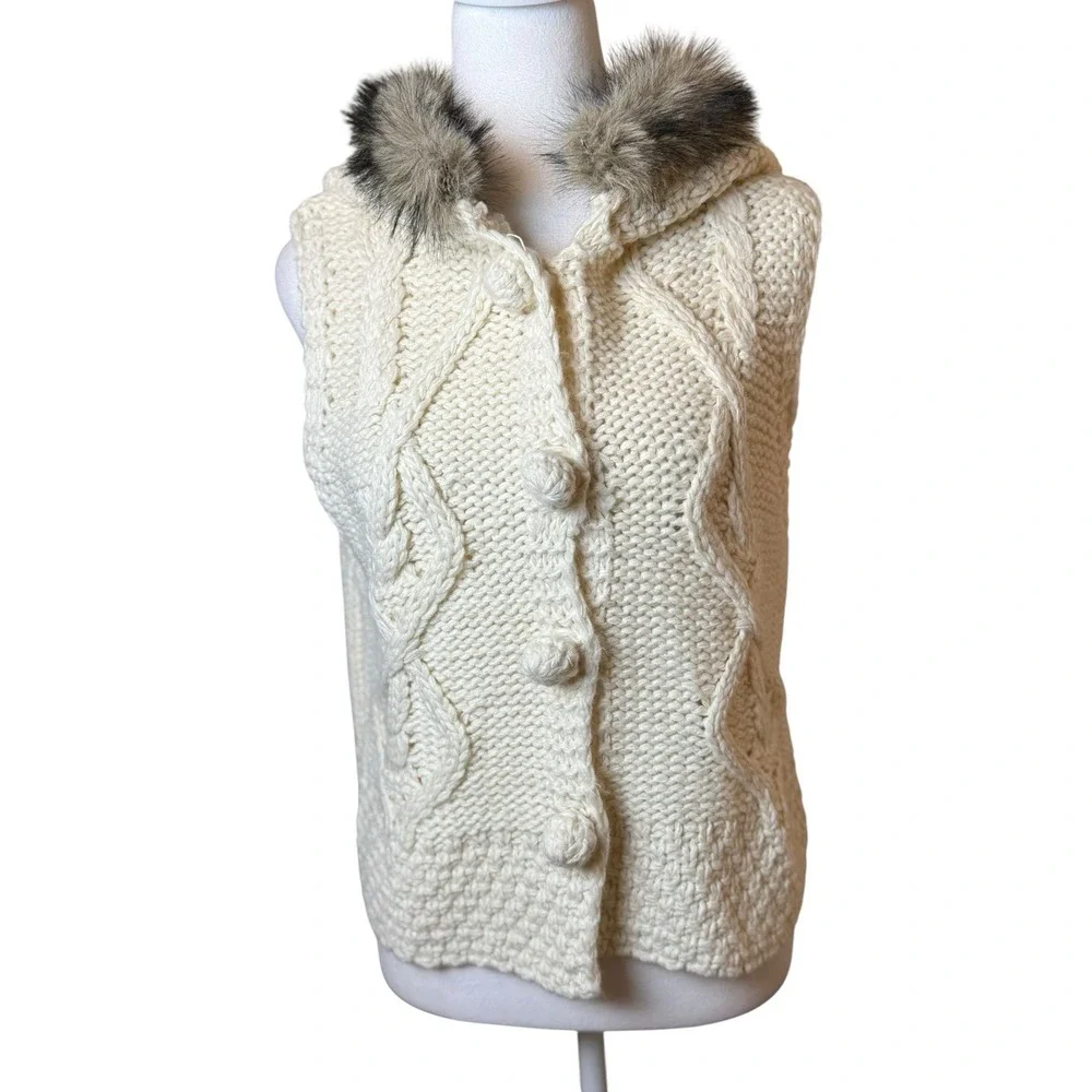 Urban‎ Outfitters BDG Cable Knit Faux Fur Hooded Sweater Vest XL Chunky Cream